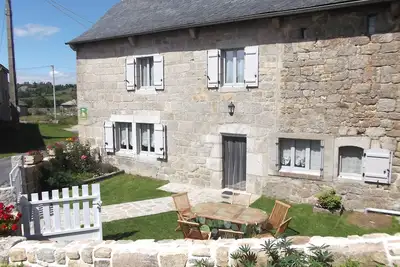 Image de Maison de caractère entièrement rénovée située à 1 km des Gorges du Bès