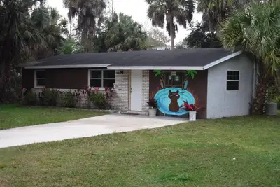 Image de Hippohead Casita Les animaux de compagnie restent gratuits, amenez vos humains!