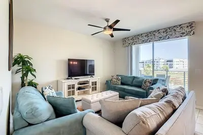 Image de Offre SPÉCIALE! - Magnifique condo neuf (5 min Disney et Outlets) au Storey Lake Resort (Orlando)