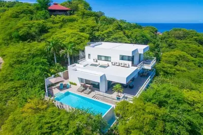 Image de Islana - Ocotal · Villa De Luxe, accès à 3 piscines, tennis, salle de gym