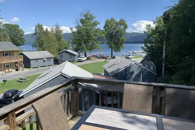 Lake George Lake View House avec plage et quai