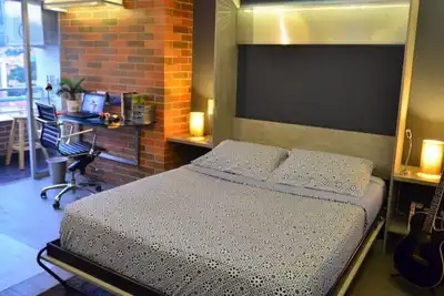 Image de 🎵 Meilleure option pour un séjour à Dt Design Design élégant entièrement équipé 1 lit gigantesque 🛏️