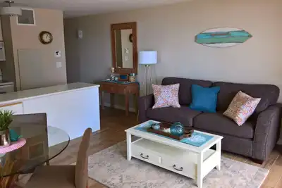 Image de Vue sur la mer, climatisé 1 épis de lit à la piscine et l'océan à Sugar Beach Resort