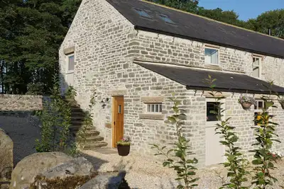 Image de Ferme en pierre convertie de 2 chambres, caractère époustouflant, vues et emplacement