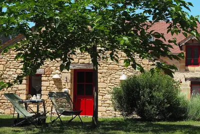 Fermette Périgourdine, 2 hectares de nature à mi chemin entre Lascaux et Sarlat