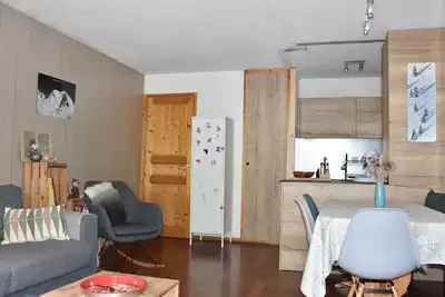 Image de Appartement 3 pièces en plein centre, proche commerces et téléphérique, idéal famille!