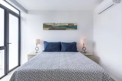 Image de Tout nouveau magnifique penthouse confortable dans une communauté fermée
