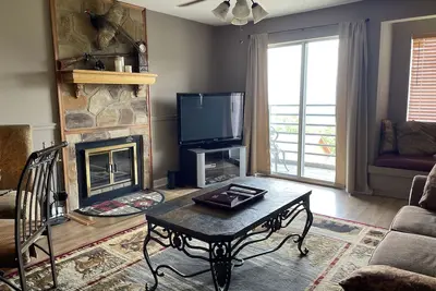 Image de Wow, quelle vue! Grand condo familial avec mezzanine.