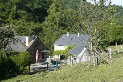Image de Les Trois Maisons gîte vert