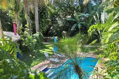 Image de Magnifique maison avec 5 suites Ă Barra do Sahy