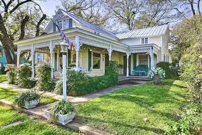 Image de Nouveau-Grand Fredericksburg Home 1. 5 Block Ă Main St
