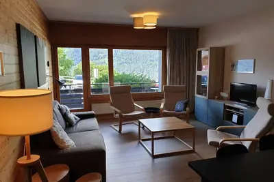 Image de Extérieur : appartement pour 5-6 personnes au rez-de-chaussée d'un immeuble, balcon -Intérieur : 60