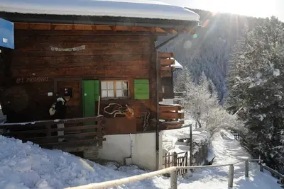 Image de Extérieur : chalet pour max. 5 personnes au centre du vieux village avec accès direct et facile, bal