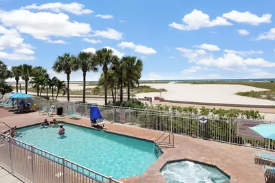 Image de Condo familial en bord de mer Surf Beach 205
