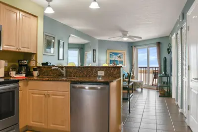 Image de Beachfront Condo familial Surf Beach 305