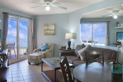 Image de Incredible View Treasure Island sur la plage Condo Surf Beach 402