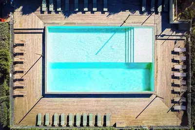 Image de Plage à pied, Maison avec 2 piscines dont 1 couverte dans  bergerie en pierre,