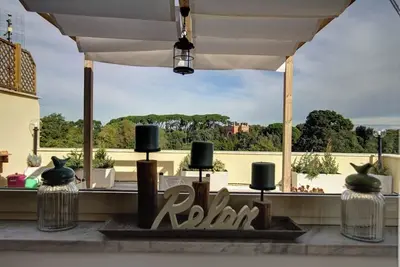 Image de Terrazza Pamphili Maison de vacances: Roof top super confortable- moi essayer! !