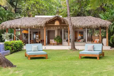 Image de 3 suites villa sur la plage. Toucher Paradise, Des vacances de rĂŞve