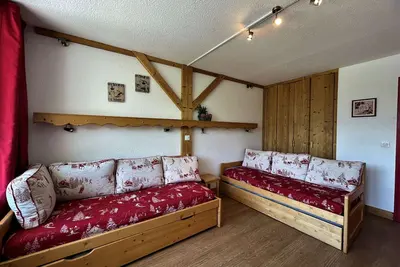 Image de Studio confortable au centre des Menuires, balcon, ski aux pieds, 4 pers, proche commerces et écoles de ski