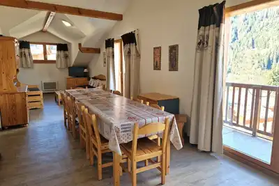 Image de Grand appartement 10\/12 pers, 5 chambres, proche pistes