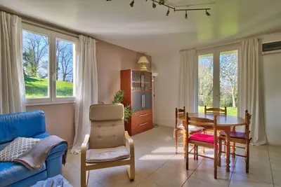 Image de Appartement 80 m², 2 chambres, tout confort, avec terrain. 6 personnes + bébé