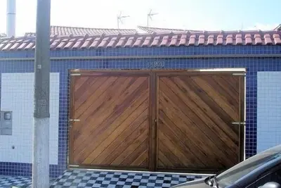 Image de Maison Avec Piscine avec 2 chambres et 3 salles de bains