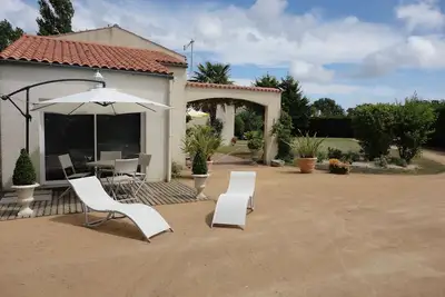 Image de Charmant Gîte pour vos vacances, calme proxi mer, grande plage. Proxi Les Sables.