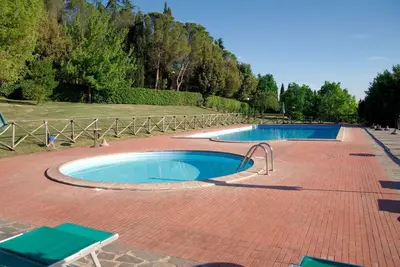 Résidence Leccino-Le Gorghe di Valmarino en Ombrie à 5 km de Pérouse Piscine et Wifi