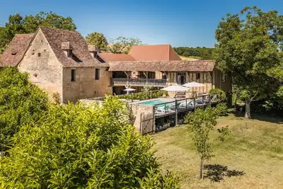 Image de Eco Lodge le Barradis, maison de campagne avec 4000 m2 et piscine chauffée