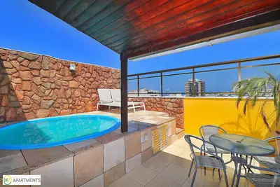 Image de Magnifique penthouse en duplex de 2 chambres avec terrasse, piscine et vue sur Ipanema!