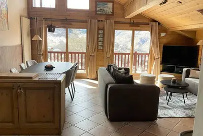Image de Spacieux chalet 8 pers avec piscine, spa et pied des pistes - 3 étoiles Atout France