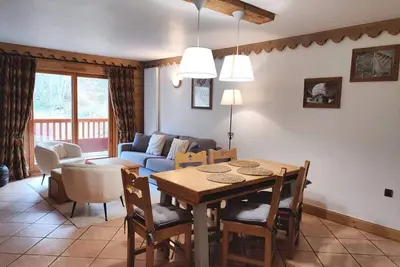 Image de Location Luxe avec Piscine, Spa, Parking et Wifi