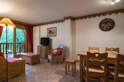 Image de Apt de Standing avec Piscine et Spa, Pied de Pistes, Saint-Martin-de-Belleville