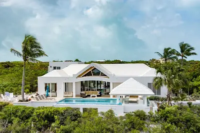 Belle Vue Sur L'OCÉAN, Piscine Villa à pied ou en voiture de Grace Bay Beach - Turtle Ridge