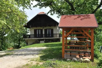 Image de Maison de vacances avec accès à Internet et barbecue