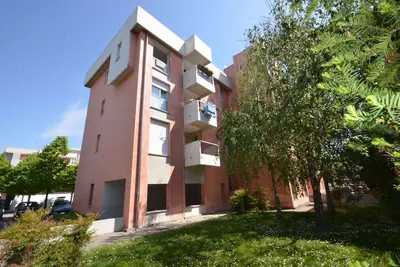 Appartement de vacances avec climatisation et balcon