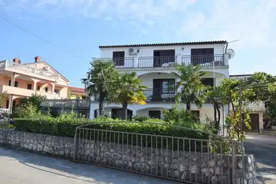Image de Appartement de vacances avec air conditionné, internet et vue sur la mer