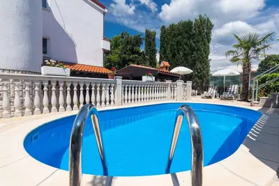 Studio piscine en plein air