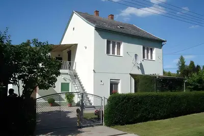 Image de Appartement de vacances avec grand balcon, à seulement 250 m de la plage