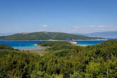 Image de Appartement de vacances dans un environnement calme avec possibilité de faire des grillades