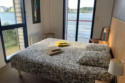 Image de Maison de pêcheur avec vue exceptionnelle sur l'arrière port à 2 pas des plages.