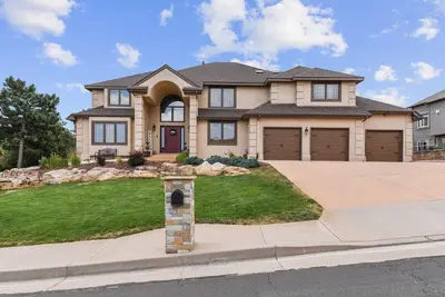 Image de 5bd Maison exécutive entièrement meublée dans Mountain Shadows avec A / C