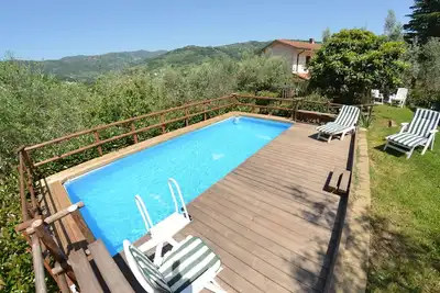 Image de Belle maison de vacances avec piscine privée, Wifi, véranda, vue panoramique et parking