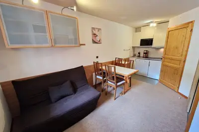 Image de Charmant studio cabine 4\/5 pers, balcon, proche pistes et commerces Ă Modane