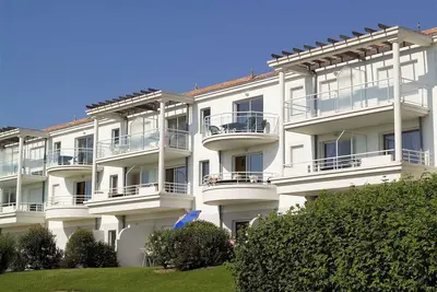 Image de Appart cosy et sympa sur le terrain de golf | Terrasse \/ Balcon privé!
