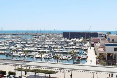 Image de Appartement en bord de mer avec une vue incroyable