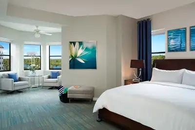 Image de Condo spacieux + parc aquatique sur place | Navette vers Disney World