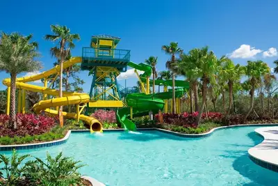 Image de Navette pour Disney World + parc aquatique sur place | Condo spacieux
