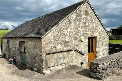 Les Stables, avec un jardin à Ashbourne, Réf 998284